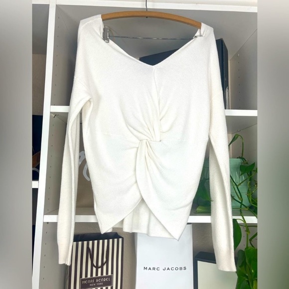 ISO- Splendid Wear it Two Ways Sweater - Picture 2 of 6